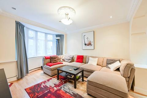 4 bedroom end of terrace house for sale, Upton Avenue, Forest Gate, London, E7