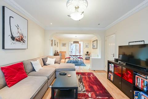 4 bedroom end of terrace house for sale, Upton Avenue, Forest Gate, London, E7