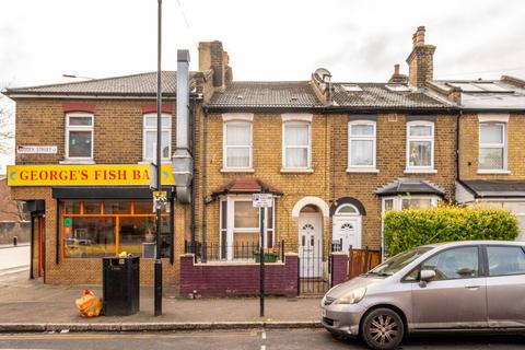 3 bedroom terraced house for sale, Sussex Street, Plaistow, London, E13