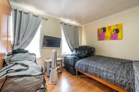 3 bedroom terraced house for sale, Sussex Street, Plaistow, London, E13