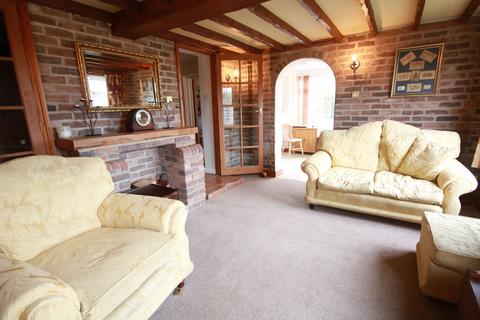 3 bedroom country house for sale, Gunby Road, Sewstern