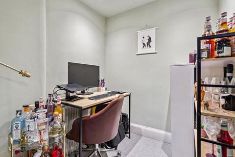 undefined, 6 Ettrick Place, Flat 3/2, Shawlands, Glasgow, G43 1UB