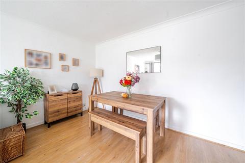 2 bedroom maisonette for sale, Warwick Gardens, Thames Ditton, KT7