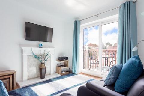 2 bedroom apartment to rent, Catalina Drive, Poole