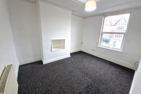 2 bedroom flat to rent, St Davids Road South, Lytham Saint Annes, FY8