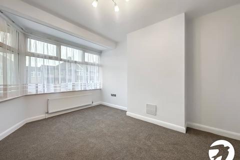 3 bedroom semi-detached house to rent, Yorkland Avenue, Welling, Kent, DA16