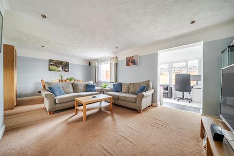 4 bedroom end of terrace house for sale, St. Fagans Court, Willsbridge, Bristol
