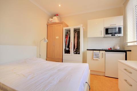 undefined, Abbey Hall, Reading RG1