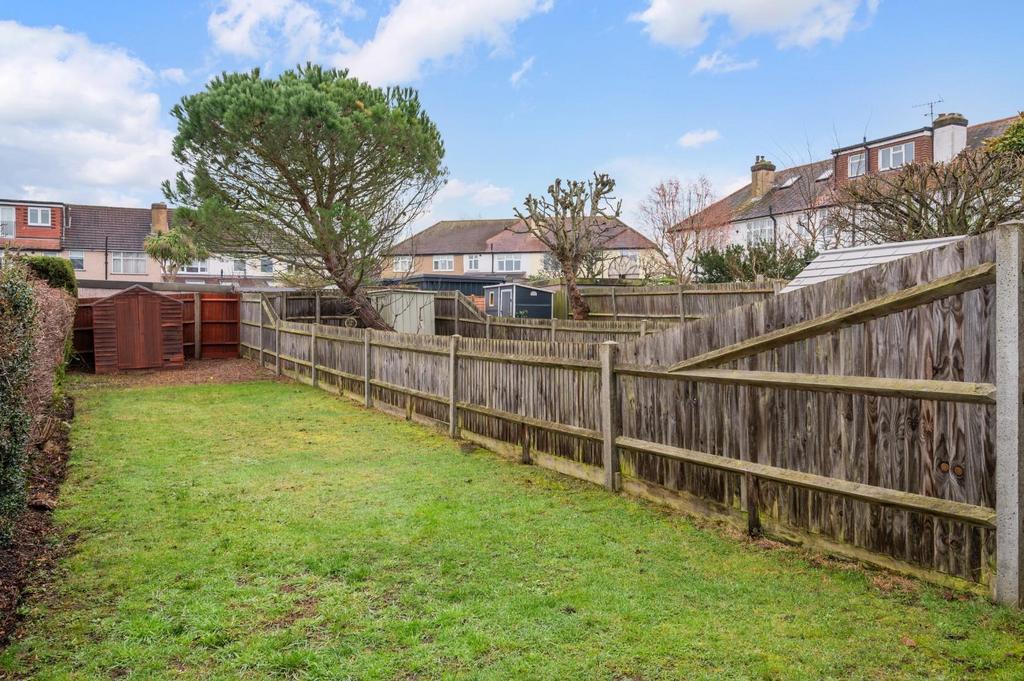 Stoneleigh avenue