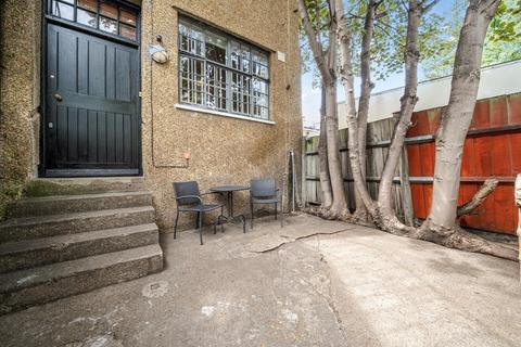 4 bedroom link detached house for sale, Abbotsbury Road, Morden, SM4