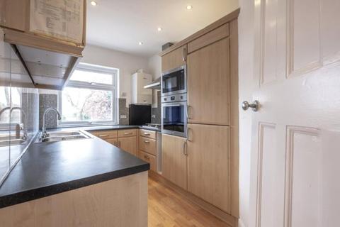 2 bedroom apartment to rent - Finchley Road, London, NW11