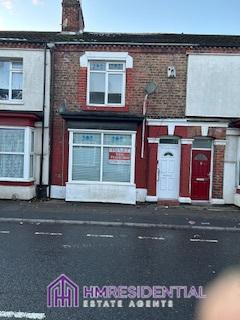 3 bedroom terrace house available on Westbury Str