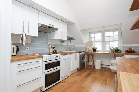 2 bedroom flat to rent, Castle Close, Castle Road, Folkestone, Sandgate, CT20