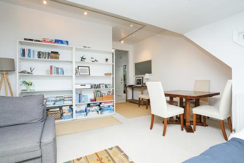 2 bedroom flat to rent, Castle Close, Castle Road, Folkestone, Sandgate, CT20