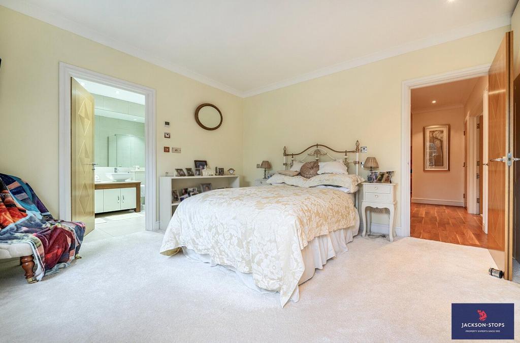 Principal Bed B