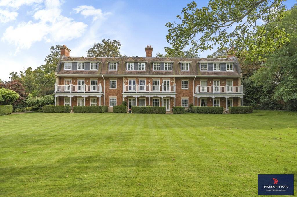 Wolverton Lodge