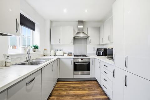 2 bedroom apartment for sale, Newland Avenue, Hertfordshire CM23