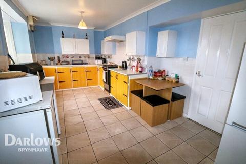 3 bedroom terraced house for sale, King Street, Nantyglo