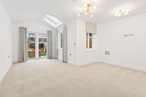 3 bedroom semi-detached house for sale, Off Graves Paddock, Arlesey SG15