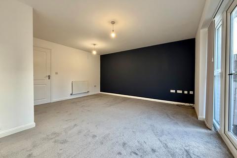 3 bedroom semi-detached house to rent, Piper Court, Tyne and Wear NE3