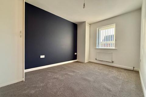 3 bedroom semi-detached house to rent, Piper Court, Tyne and Wear NE3