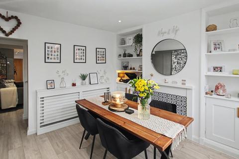 3 bedroom terraced house for sale, Cross Street, Leicester LE19