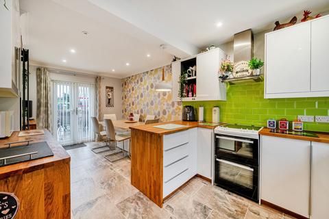 3 bedroom semi-detached house for sale, Devereux Place, Aylesbury HP19