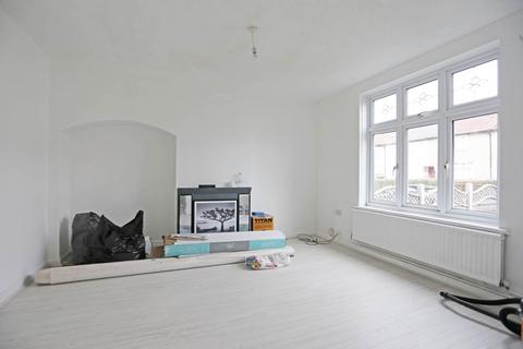 2 bedroom terraced house to rent, Rogers Garden, Dagenham, RM10