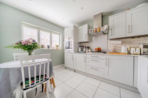 4 bedroom semi-detached house for sale, Hammersley Drive, Ash, Aldershot, GU12