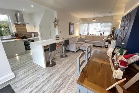 3 bedroom semi-detached house for sale, Barnsdale Avenue, Thingwall, Wirral