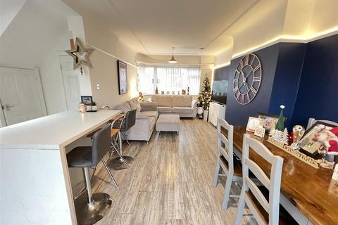 3 bedroom semi-detached house for sale, Barnsdale Avenue, Thingwall, Wirral