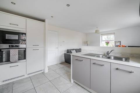 2 bedroom flat for sale, Sanders Walk, Harrogate, North Yorkshire, HG1