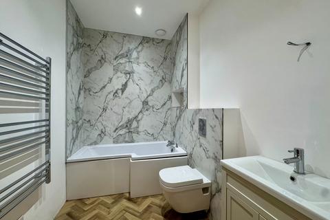 1 bedroom apartment for sale, Station Road, Edenbridge