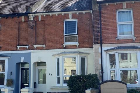 2 bedroom house to rent, Tarring Road, Worthing