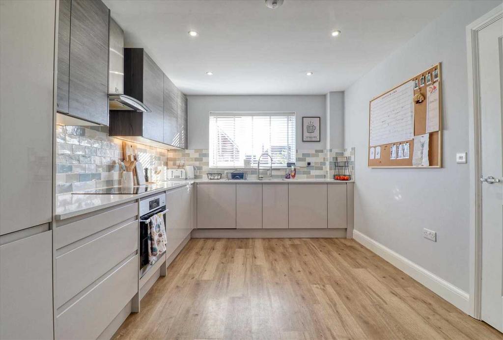 Kitchen/Breakfast