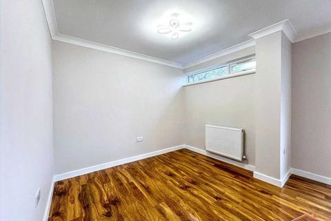 2 bedroom apartment to rent, South Meadows Park Lane, Wembley