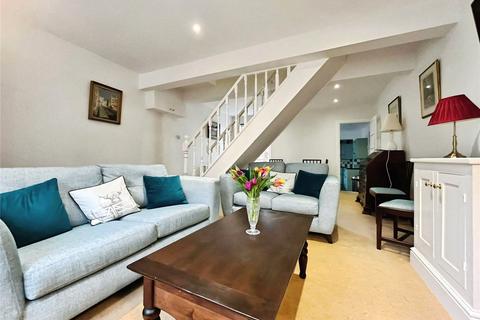2 bedroom semi-detached house to rent, Warwick Road, Twickenham, TW2