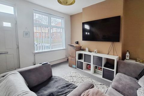 2 bedroom terraced house for sale, Annie Street, West Yorkshire WF1