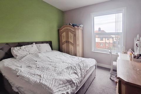 2 bedroom terraced house for sale, Annie Street, West Yorkshire WF1