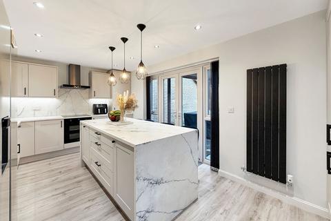 undefined, Alwoodley Close, Stanford-le-hope SS17