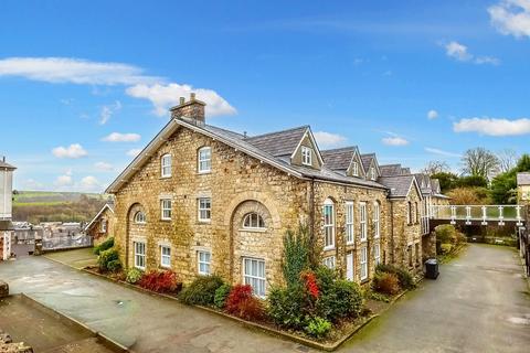 2 bedroom flat for sale, 19 High Fellside, Kendal