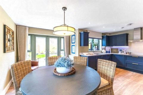 5 bedroom detached house for sale, The Green, Bolley Avenue, Bordon, GU35