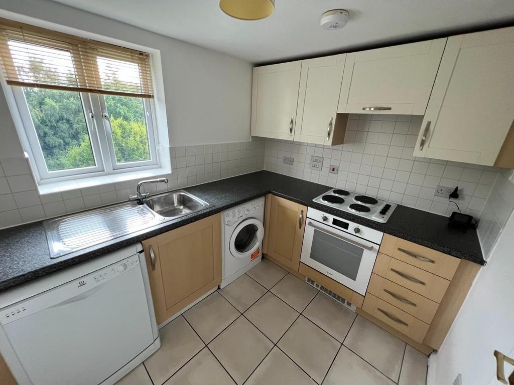 Kitchen 1.jpeg