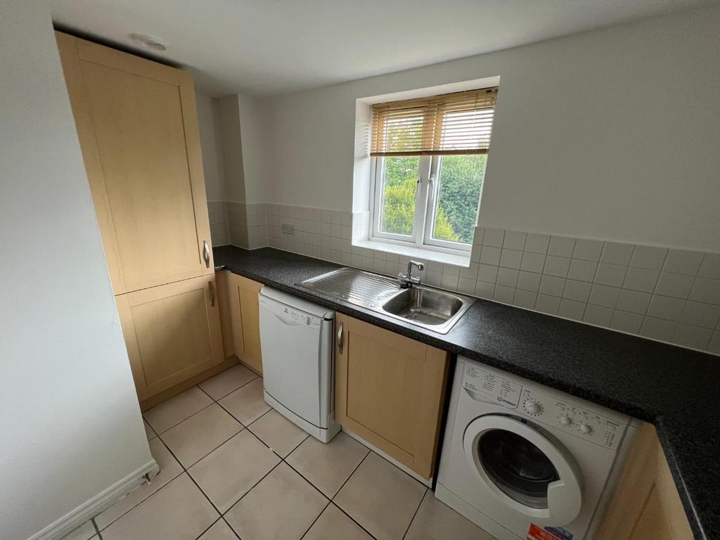 Kitchen p2.jpeg
