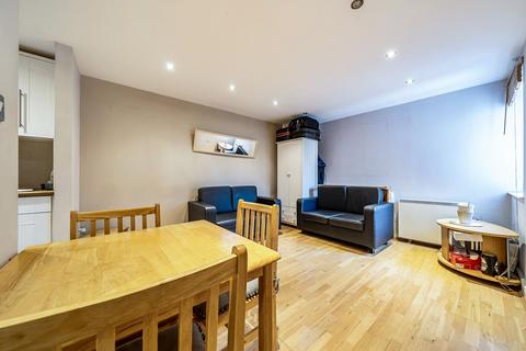 2 bedroom flat for sale, Lower Road, London, SE16