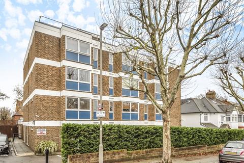 Studio to rent, Sudbrooke Road, London, SW12