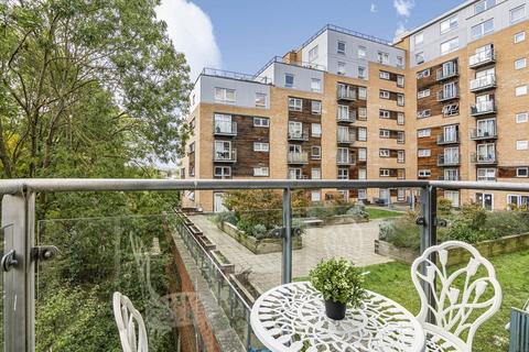 2 bedroom apartment for sale, Cherrydown East, Basildon, Essex, SS16 5GQ