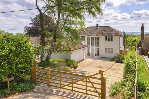 4 bedroom detached house for sale, Pilgrims Way, Trottiscliffe ME19