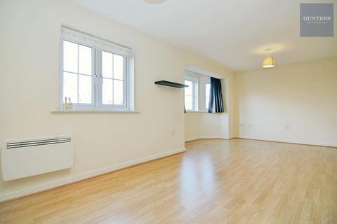 2 bedroom flat for sale, Broadlands Gardens, Pudsey