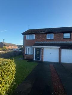3 bedroom semi-detached house to rent - Stuart Court, Newcastle upon Tyne NE3